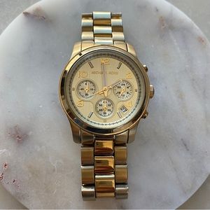 MICHAEL KORS $275 retails -Watch in Gold